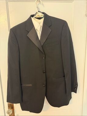 Classic Black Men's Tux- Elegant Formal Jacket